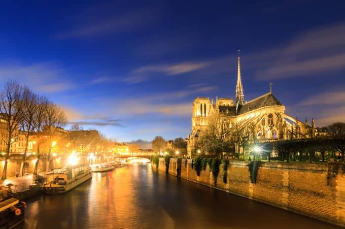 Sungai Seine, Sungai Paling Romantis dan Bersejarah di Paris